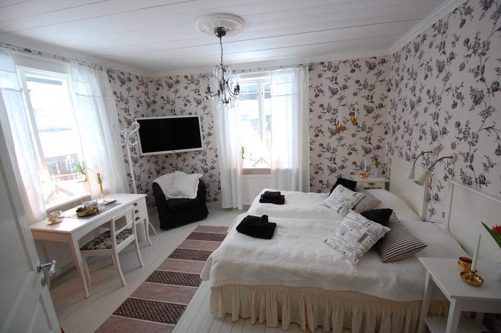 Brunnsgarden Bed & Breakfast Skellefteå Pokój zdjęcie